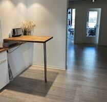 Modernes Büro für 2-5 Personen | Köln Innenstadt | WLAN & Küche