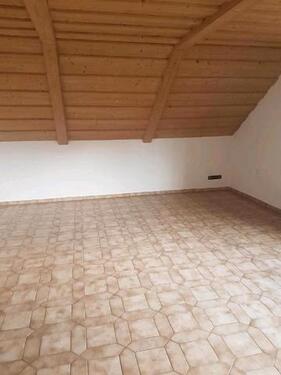 Foto - 4 Zimmer Dachgeschoßwohnung zur Miete in Schnaittenbach