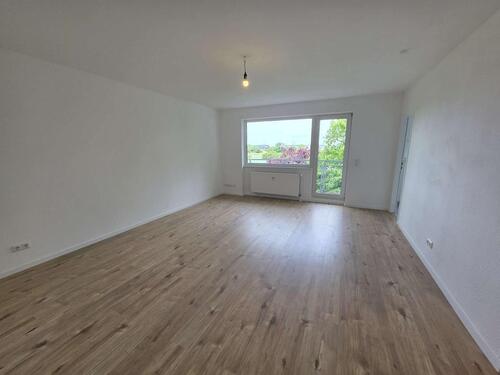 Foto - Große 1 Zimmer Wohnung mit Balkon