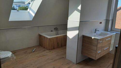 Foto - Zentrumsnahe 3-Raum-Dachgeschosswohnung zu vermieten