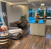 Neuwertige 2-Zi. EG Eigentumswohnung mit Balkon - Niefern-Öschelbronn