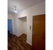 Super Helle 2-Zimmer-Wohnung in ruhiger Lage in Bremerhaven Erstbezug nach Renovierung