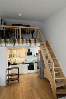 Foto - Stilvolle 3-Zimmer-Galerie-Wohnung in München 