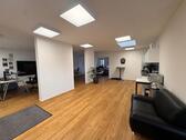 Foto - Helle und Moderne Büro - oder Praxisfläche