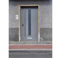 Provisionsfrei: 3-Zimmer-Wohnung mit 40 m² Ausbaupotenzial im DG - Duisburg Ruhrort