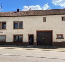 Haus zu verkaufen - 200.000,00 EUR Kaufpreis, in Rehlingen-Siersburg (PLZ: 66780)
