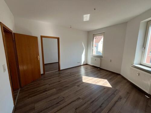 Foto - + + + 2 ZKB WOHNUNG ZU VERMIETEN ZWEIBRÜCKEN + + +