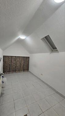 Foto - Zimmer Zu Vermieten - 500,00&nbsp;EUR Kaltmiete, ca.&nbsp; 25,00&nbsp;m&sup2;