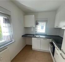 Schöne 3 Zimmerwohn. in S-Untertürkheim mit Terrasse&Einbauküche - Stuttgart Luginsland