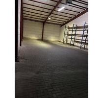 Massive Lagerhalle mit eigenem Rolltor zu vermieten - Westoverledingen