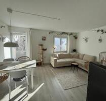 Sanierte 2-Zimmer-Wohnung mit Home-Office-Nische & Balkon zentral in S-Feuerbach - Stuttgart