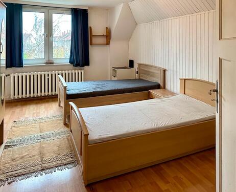 Foto - WG zimmer im 2 etage - 350,00&nbsp;EUR Kaltmiete, ca.&nbsp; 15,00&nbsp;m&sup2;