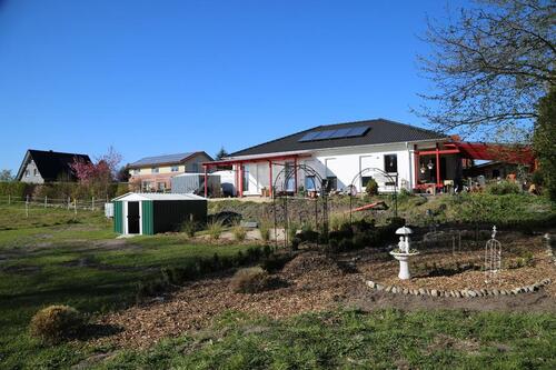 Foto - Walmdachbungalow,Energieklasse A, BJ 12 2017, inkl.2. Baugrundst