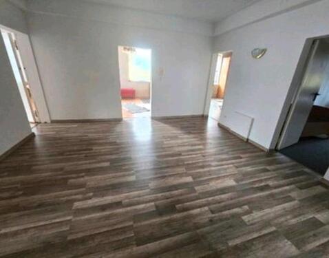 Foto - 6 Zimmer Wohnung in HAHAUSEN(Seesen) in einem 3 Familienhaus