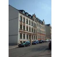 2-Zi.-Dachgeschosswohnung mit tollem Parkettboden, auch für die junge Familie - Chemnitz Bernsdorf