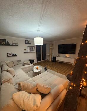 Foto - Schöne 4-Zimmer-Wohnung mit Balkon in ländlicher Gegend