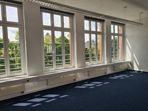 Foto - Büro 60,68 m² und weitere Büroräume zu vermieten.