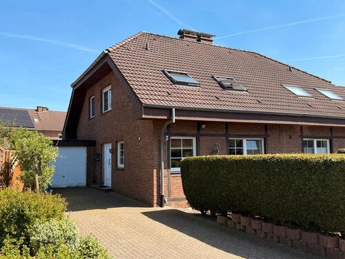 Foto - Doppelhaushälfte mit Garage, 46499 Hamminkeln-Mehrhoog