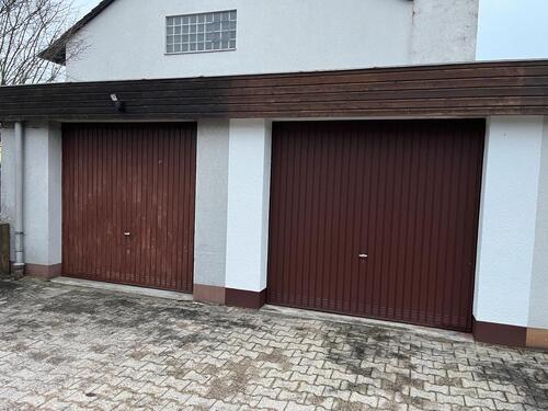 Foto - Doppelgarage 165€ 2 Einzelgaragen (80€ 85€)