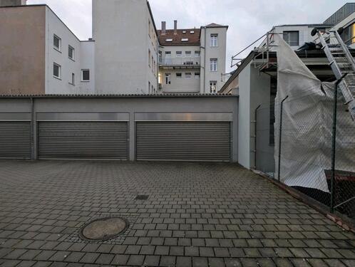 Foto - Garagenstellplatz zu vermieten - 70,00&nbsp;EUR Miete,