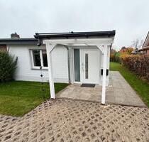 Frischsanierte und Möblierte Haushälfte mit Parkplatz und Garten - Norderstedt Garstedt