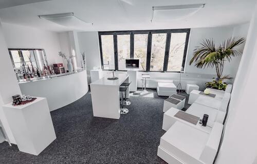 Foto - Helle möblierte Büroräume mit Garten nahe Werksviertel – 2–6 Arbeitsplätze 247