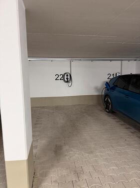 Foto - Vermiete TG-Stellplatz mit Wallbox in Höhenkirchen-Siegertsbrunn