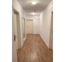 Mietwohnung 91qm EG 3 Z +Terrasse und Garten - Werneck