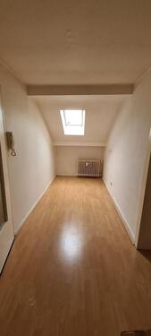 Foto - 3 Zimmer Dachgeschoßwohnung in Neustadt an der Weinstraße