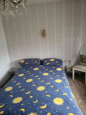 Foto - Wohnungen, Einzel-Zimmer Küche u. Bad, möbl. Wohnungen usw.