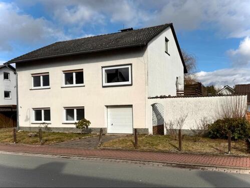 Foto - Haus in Burgwald zu vermieten - 1.350,00&nbsp;EUR Kaltmiete, ca.&nbsp; 150,00&nbsp;m&sup2;