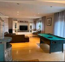 Ferienwohnung - 80,00&nbsp;EUR Kaltmiete, ca.&nbsp; 140,00&nbsp;m&sup2; in Rengsdorf (PLZ: 56579)