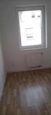 Foto - Wohnung 4.5 Raum Wohnung 84 m2 - 780,00 EUR Kaltmiete,