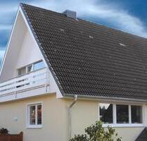 3-Zimmerwohnung in einem 3-Familienhaus 90qm mit eigener Terrasse und neuer EBK in ruhiger Lage - Reinfeld (Holstein)