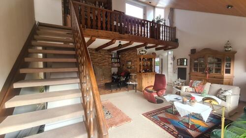 Foto - Helle Erdgeschosswohnung (148 m²) mit Garten, Terrasse, Kamin