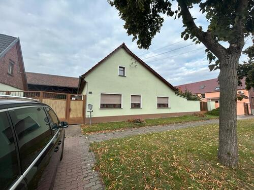 Foto - Haus zum kaufen - 100.000,00&nbsp;EUR Kaufpreis, ca.&nbsp; 100,00&nbsp;m&sup2;