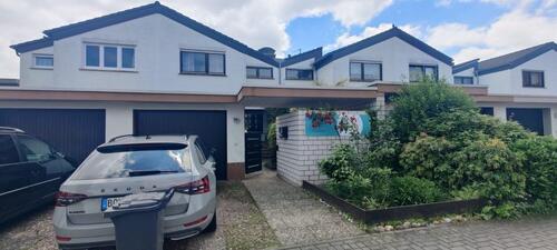 Foto - Reihenhaus in Obertshausen - 1.900,00&nbsp;EUR Kaltmiete, ca.&nbsp; 132,00&nbsp;m&sup2;