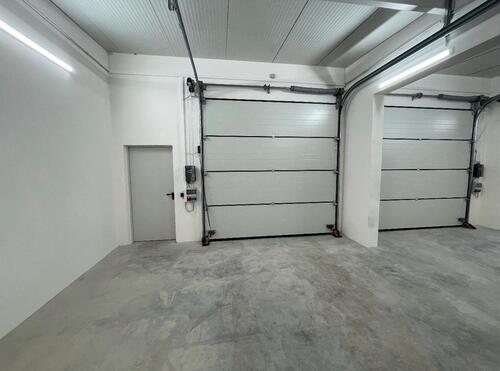 Foto - Garage 70qm - 500,00&nbsp;EUR Miete,