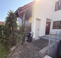Reihenendhaus in Tumringen mit toller Aussicht auf Lörrach und Platz für die ganze Familie!