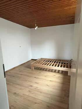 Foto - 4 Zimmer Erdgeschoßwohnung zur Miete in Weingarten (Baden)
