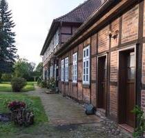 2 Zimmer Wohnung, Küche, Bad, kleiner Abstellraum - Steinhorst