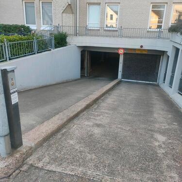 Foto - Tiefgarage in der zeughausstraße Stadtnähe.