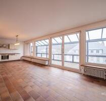 MG - Helle Dachgeschoss-1-Zimmer-Wohnung in Landstuhl