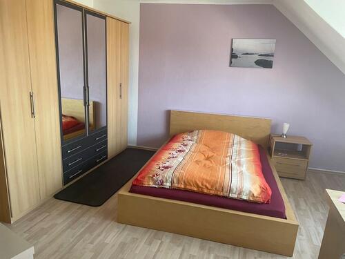 Foto - Möbiliertes Zimmer an Wochenendheimfahrer in Hanau Großauheim