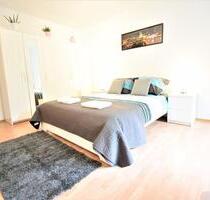 5-Zimmer-Wohnung, Stellplätze, Balkone, Bäder, Rhein - Köln Porz