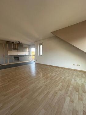 Foto - 2 Zimmer Dachgeschoßwohnung zur Miete in Wörrstadt