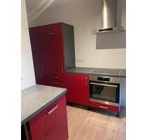 Sanierte 1-ZKB-Wohnung mit EBK und Balkon in Oberkaufungen