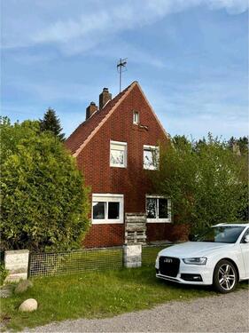 Foto - Solides Einfamilienhaus mit sehr großem Grundstück - ohne Makler!