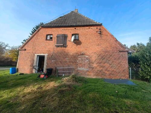 Foto - Haus zuverkaufen - 100.000,00 EUR Kaufpreis,