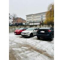 Stellplatz Bahnhof PKW Parkplatz Altstadt Schwerin Top-Lage